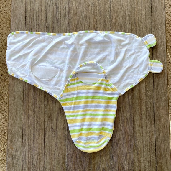 4/$20 SwaddleMe Swaddle - Picture 4 of 6